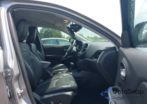 2022 Jeep Cherokee Latitude Lux 4X4 from USA, damaged, VIN 1C4PJMMX8ND513622